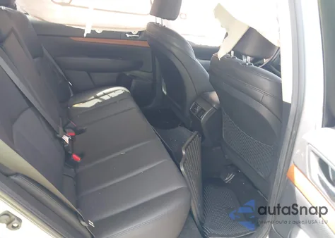 2013 Subaru Outback 2.5I Limited z USA, uszkodzony, nr VIN 4S4BRCKC5D3225697